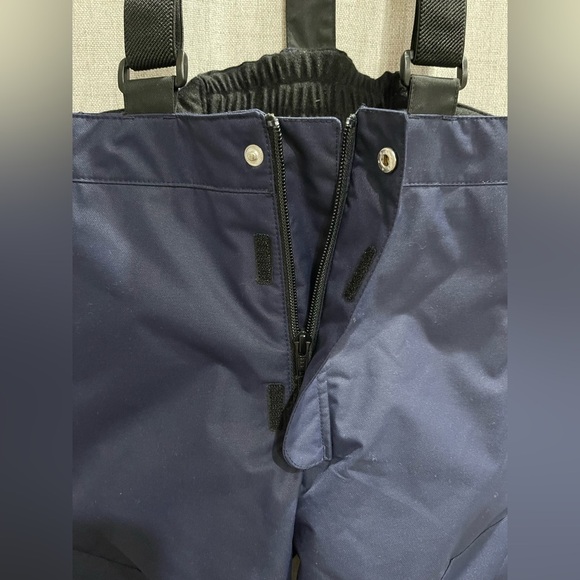 SKI, SNOWBOARD, SNOW PLAY pants for winter fun. Navy blue w/silver stripe. 2-3 - Picture 3 of 7